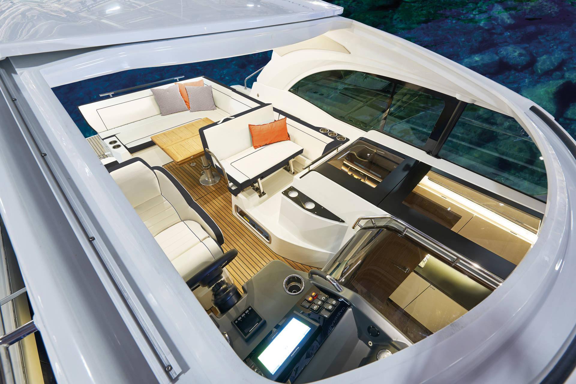 Luxus Yacht Balaton sétahajózás – 4. fotó